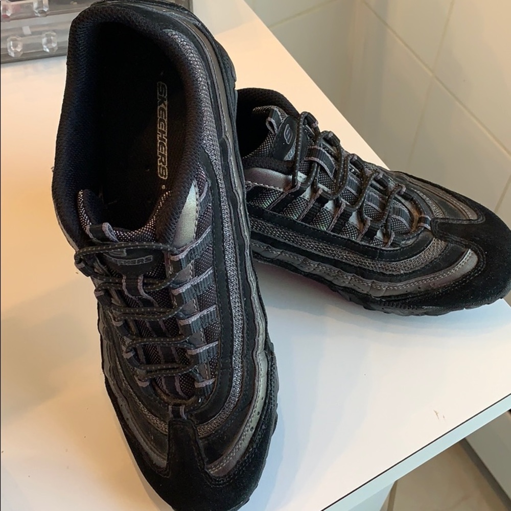 Sketchers slip in sneakers